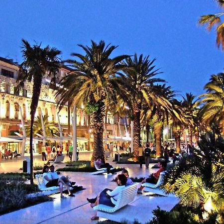 Luxury Apartment Riva With A Magnificient View Split Exteriör bild